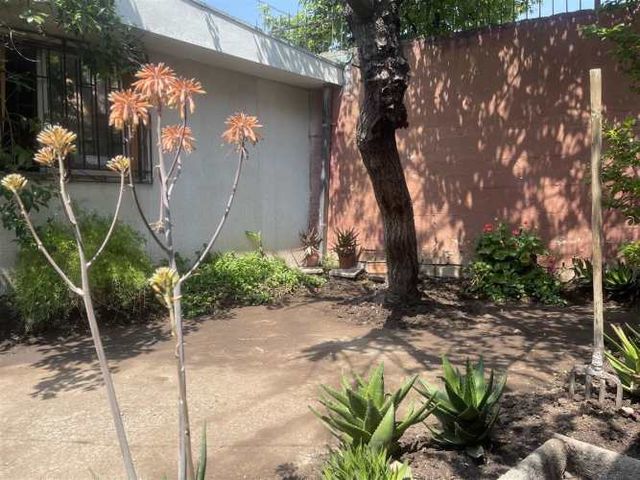 CASA Av. Vitacura / Geminis