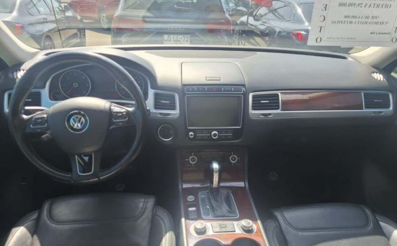 VOLKSWAGEN TOUAREG V6 4X4 TDI 3.0 FULL AUT. AÑO 2017