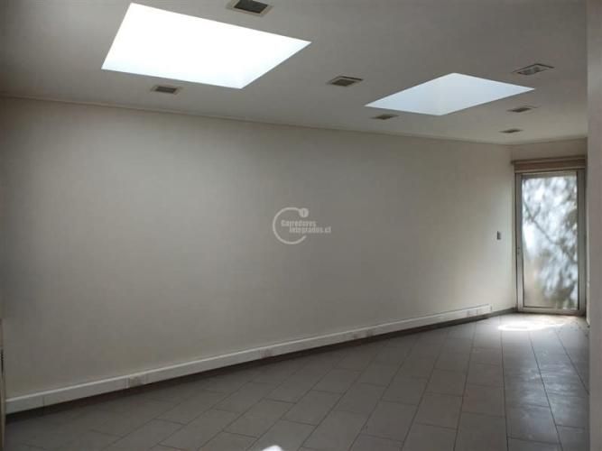 CASA Metro Plaza Egaña