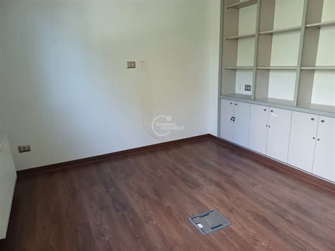 CASA Metro Plaza Egaña