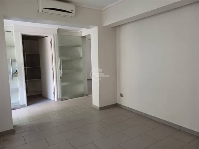 CASA Metro Plaza Egaña