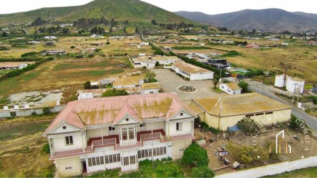 Se vende Fundo Loreto!