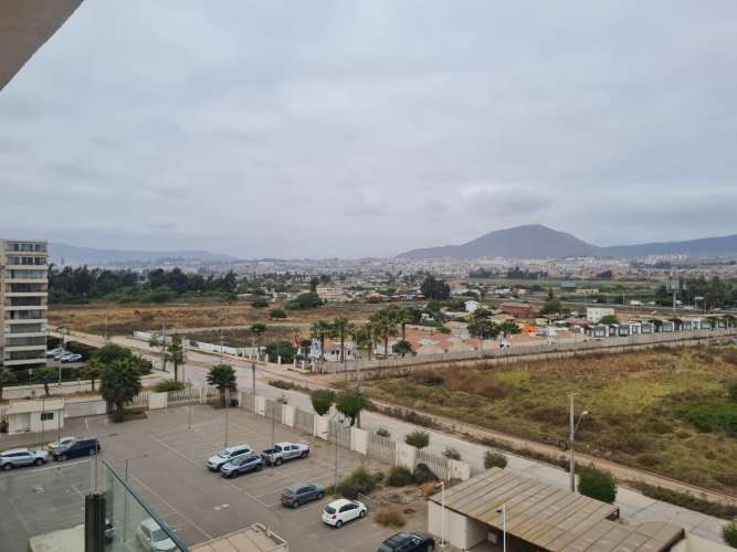 Se Arrienda Depto. 2D 1B, piso 8, Cond. Playa Pacífico I, Avenida Pacífico, La Serena