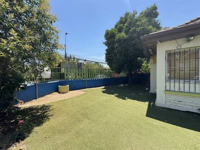 CASA Dublé Almeyda con los Aliaga (Entre los M. Plaza Egaña y M. Los Orientales)