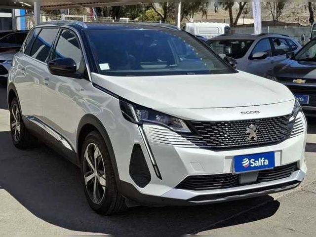 PEUGEOT 5008 2022