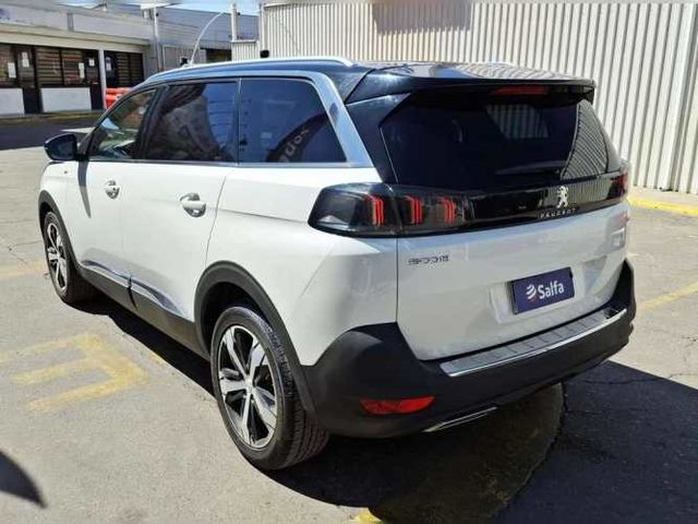 PEUGEOT 5008 2022