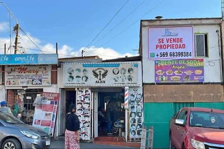 Se Vende Casa En Plena Feria De Las Pulgas Con 4 Locales