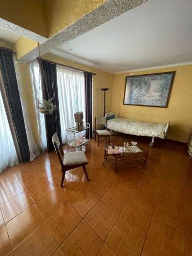 Amplia casa en Av Brasil Calle G. Lorca.