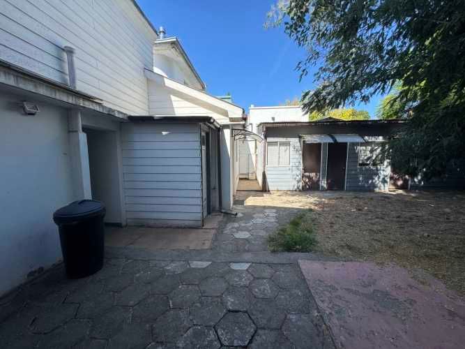 Casa 2 pisos a 2 cuadras plaza de Armas de Chillán