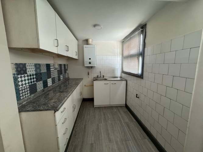 Casa 2 pisos a 2 cuadras plaza de Armas de Chillán