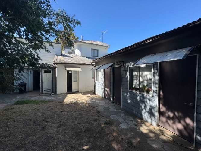 Casa 2 pisos a 2 cuadras plaza de Armas de Chillán