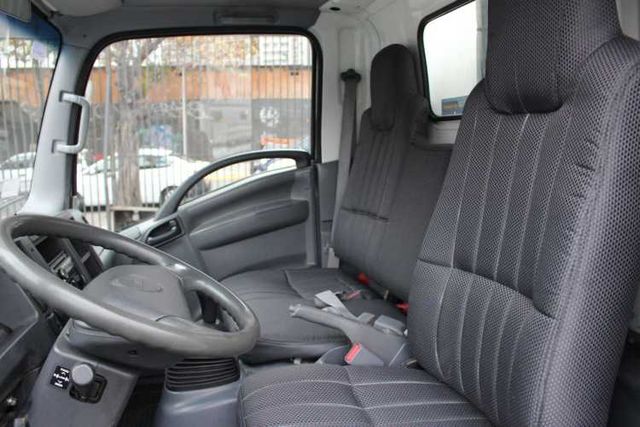 Camion Chevrolet Nkr 612 año 2012 con Furgon Termico y Equipo de Frio