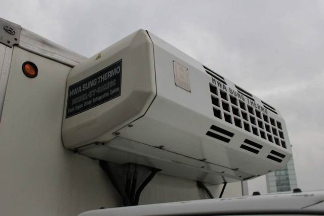 Camion Chevrolet Nkr 612 año 2012 con Furgon Termico y Equipo de Frio