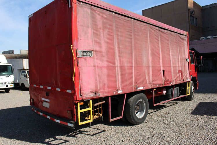 Camion Ford Cargo 1317 E año 2008 Plano con Cortinas