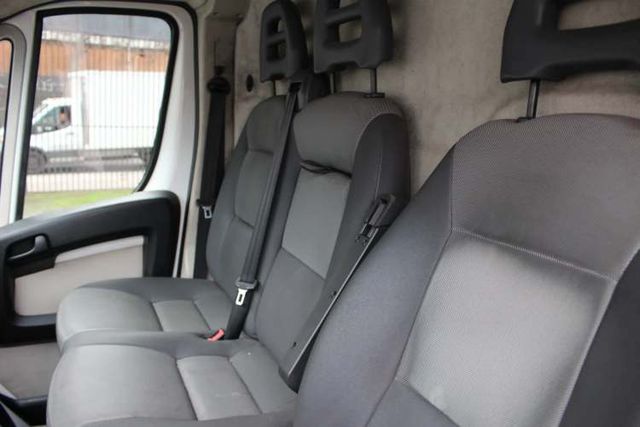 Furgon Peugeot Boxer año 2016 L2H2