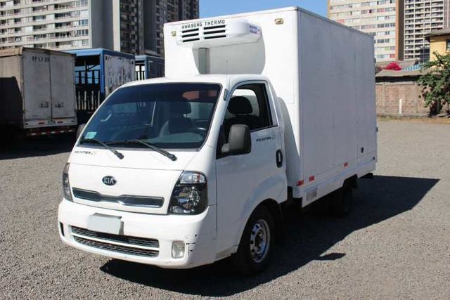 Camioneta Kia Frontier año 2013 con Furgon Termico y Equipo de Frio