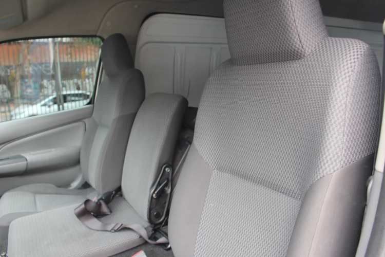 Furgon Nissan Nv350 URVAN año 2021