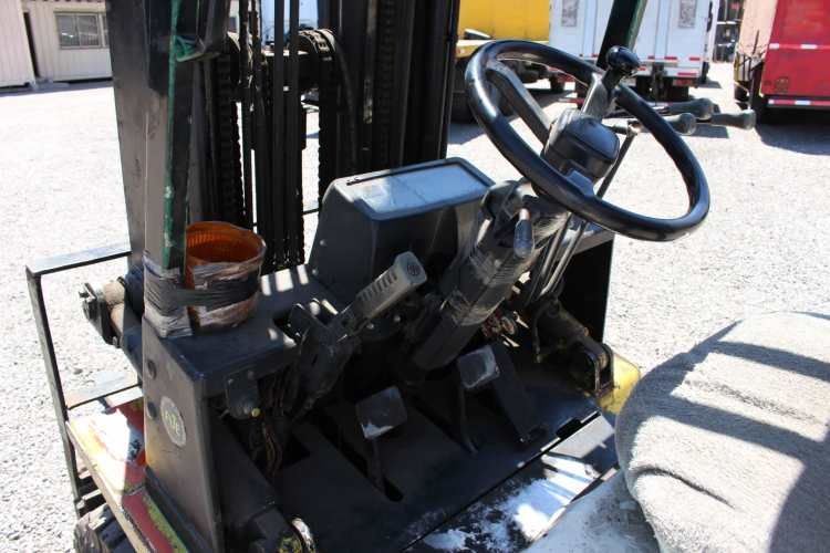 Grua Horquilla Tcm  FHG20N año 1994 para 2 ton 6 Mtrs.