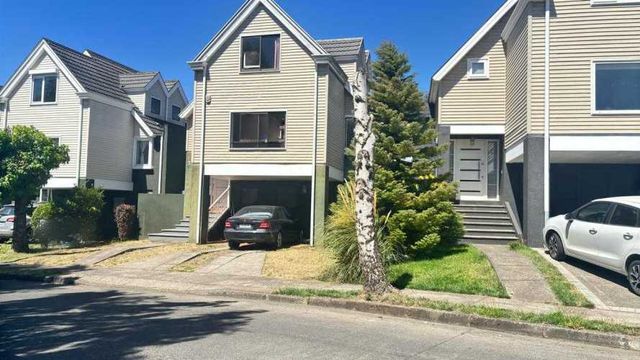 ARRIENDO DE CASA EN LOMAS DE MIRASUR (87824)