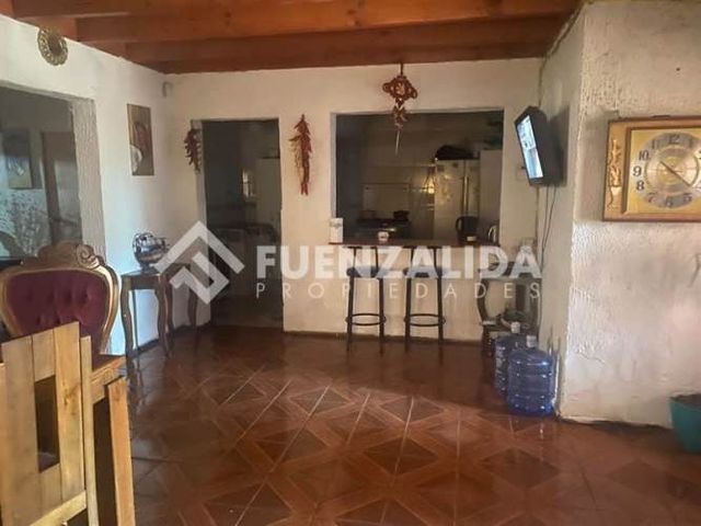 CASA Mapocho/rolando Petersen