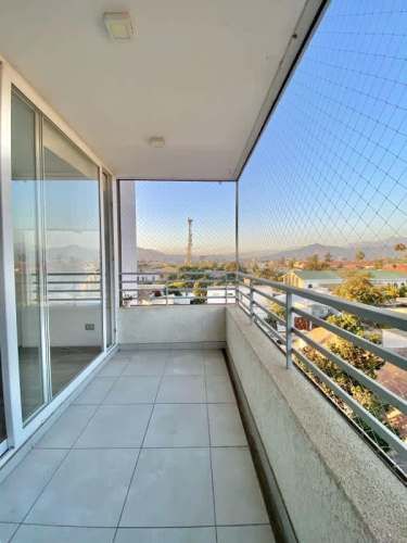¡Vive en el centro de Quillota: 2D+1B Condominio s