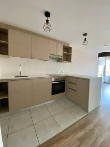 ¡Vive en el centro de Quillota: 2D+1B Condominio s