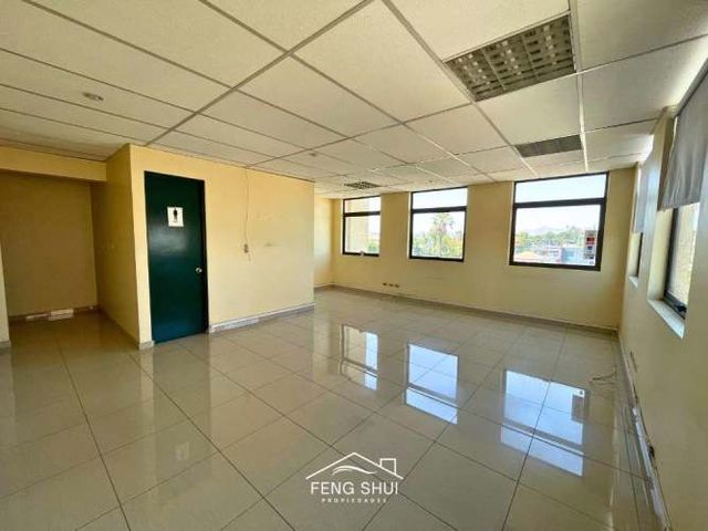 Hermosa Oficina en Centro Maipú