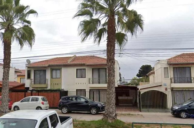 CASA En Venta Casa 2 Pisos cercana a Playa La Herradura
