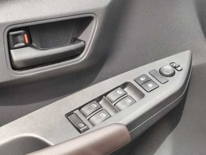 Toyota Yaris Sd Mt 2024