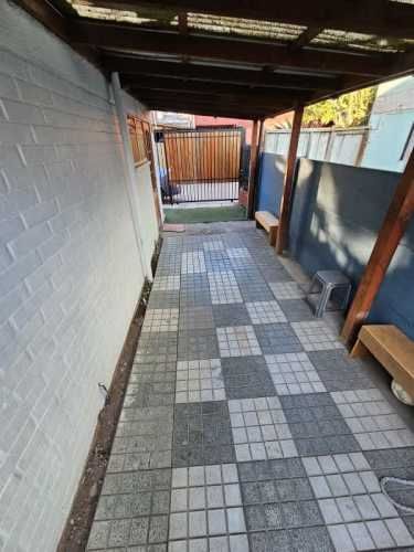 Casa CÓMODA CASA EN VENTA, EXCELENTE UBICACIÓN!