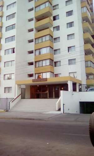 Venta Hermoso Departamento 3D - Edificio Reina Isidora.