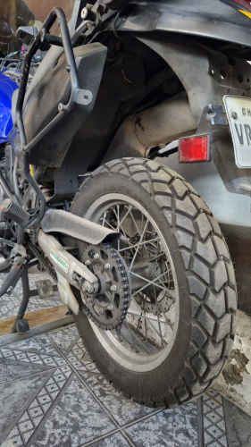 nuevo precio   3.500.000  !!!   KLR  KAWASAKI  650cc   año 2011