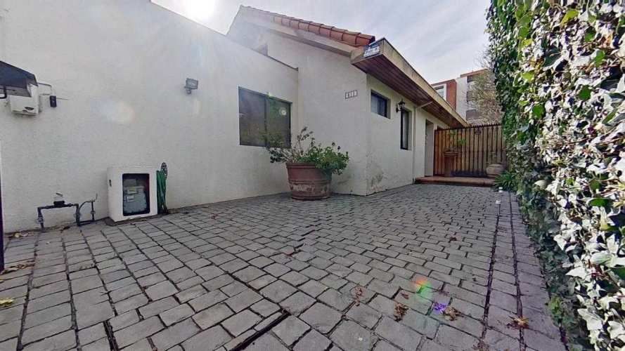 Amplio terreno // Conectividad (88726)