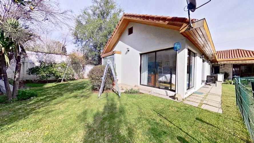 Amplio terreno // Conectividad (88726)