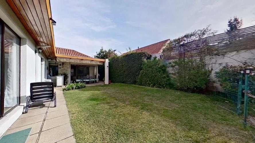 Amplio terreno // Conectividad (88726)