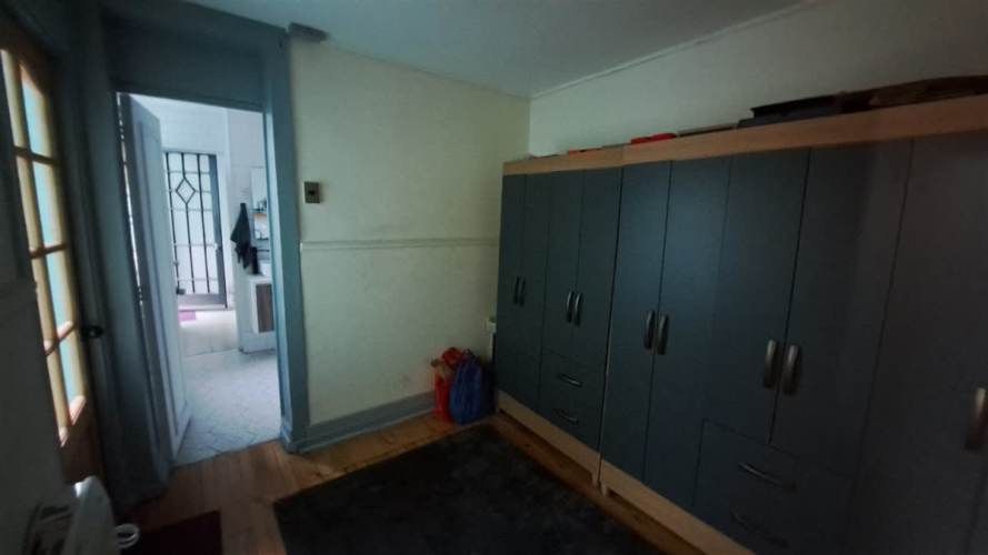 CASA Republica/Domeyco / Se vende propiedad con 2 casas independientes total 4 habitaciones 2 baños patio interior