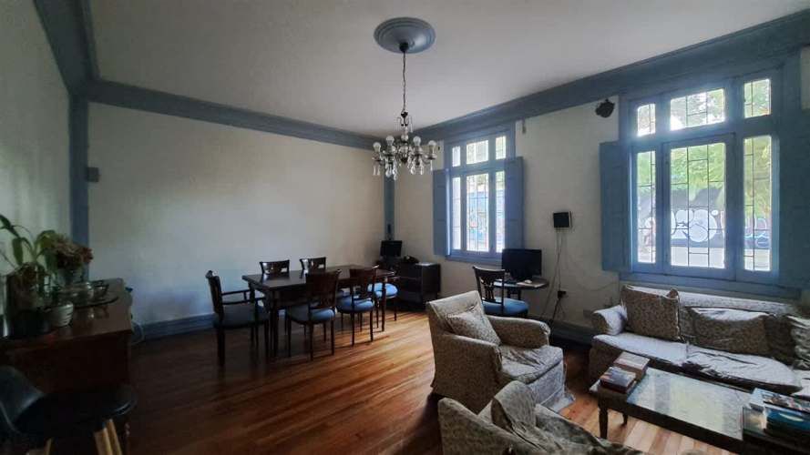 CASA Republica/Domeyco / Se vende propiedad con 2 casas independientes total 4 habitaciones 2 baños patio interior