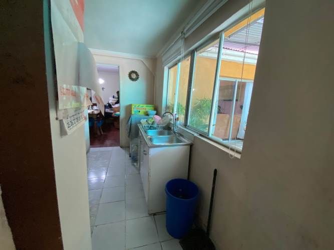 CASA CON AMPLIO PATIO EN INDEPENDENCIA