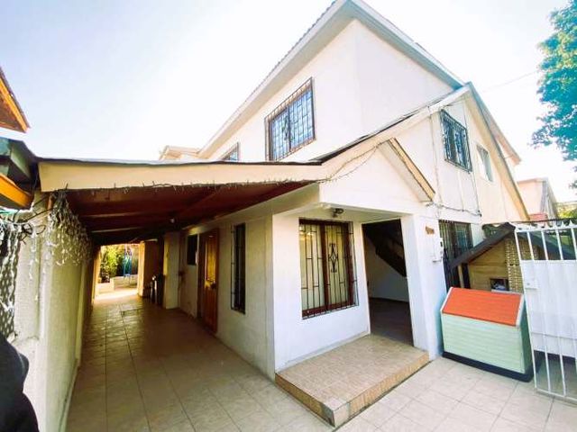 HERMOSA CASA A PRECIO REBAJADO