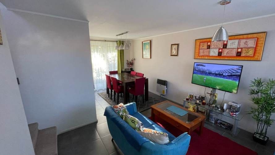 VENTA CASA EN CONDOMINIO FALDEOS DE NOS