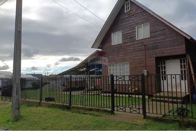 Se vende casa a pasos del mall paseo alerce