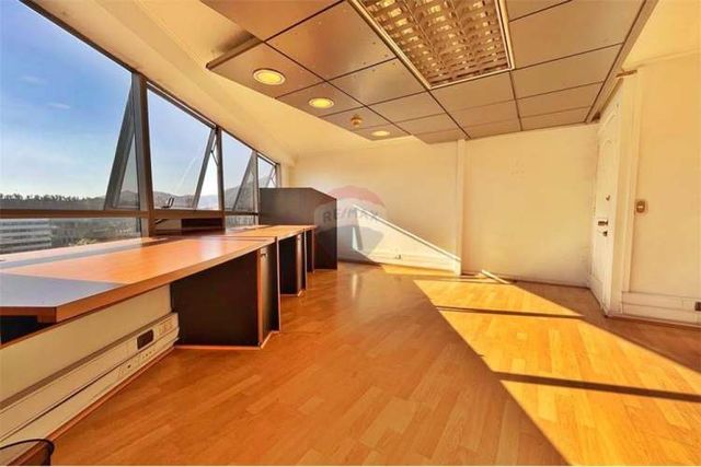 Se escuchan ofertas sobre uf2.300