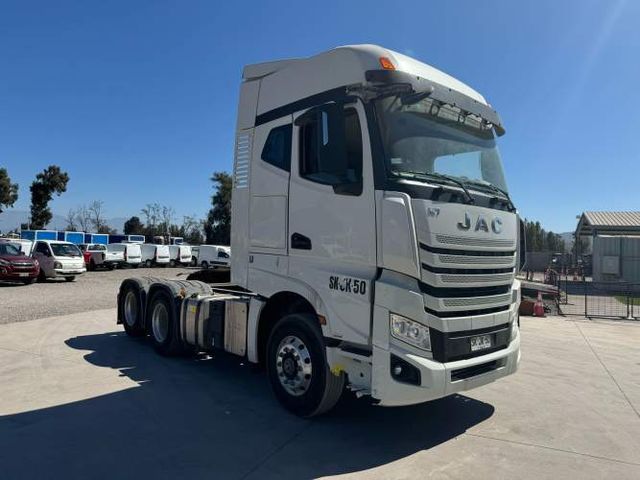 TRACTO CAMION Marca JAC Modelo K7 HFC 4492 Año 2023