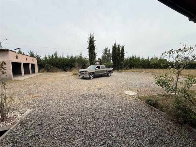 CASA parcela melipilla   Clínica Maitenes