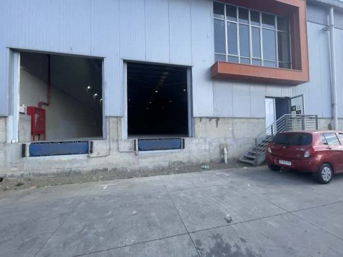 Bodega SE ARRIENDA GRAN BODEGA EN CAMINO INTERNACIONAL (CÓD. 483)