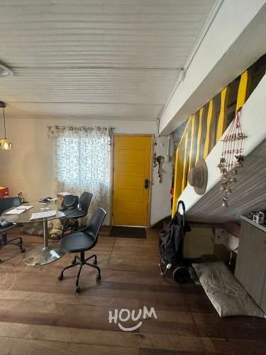 Casa en IV Centenario