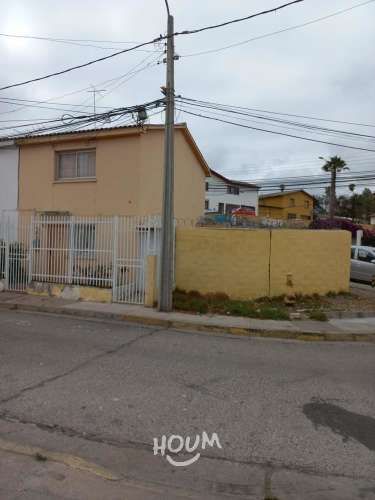 Casa en IV Centenario