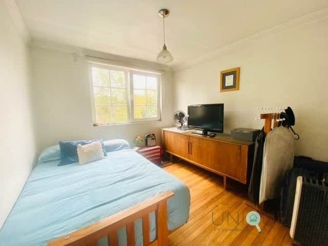 CASA Jaime Guzmán Errázuriz/ Campus Oriente