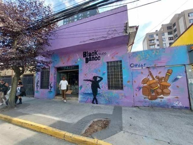 LOCAL COMERCIAL ONGOLMO 661