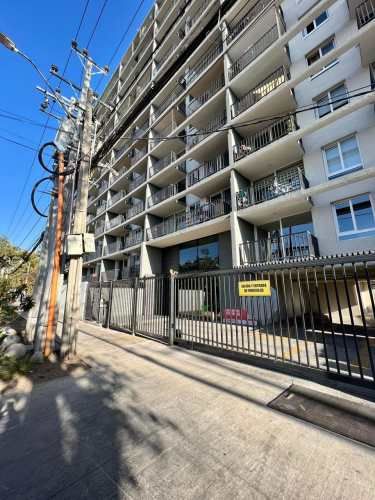 Metro Plaza Chacabuco / Hipodromo De Chile